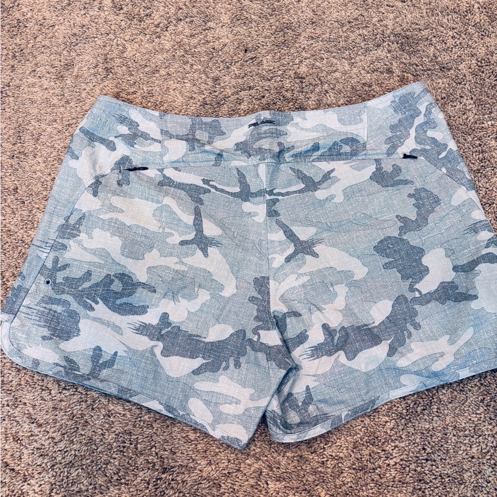NWT Pelagic Moana blue fish camo women’s shorts size 12 outdoors water hike - Picture 7 of 9